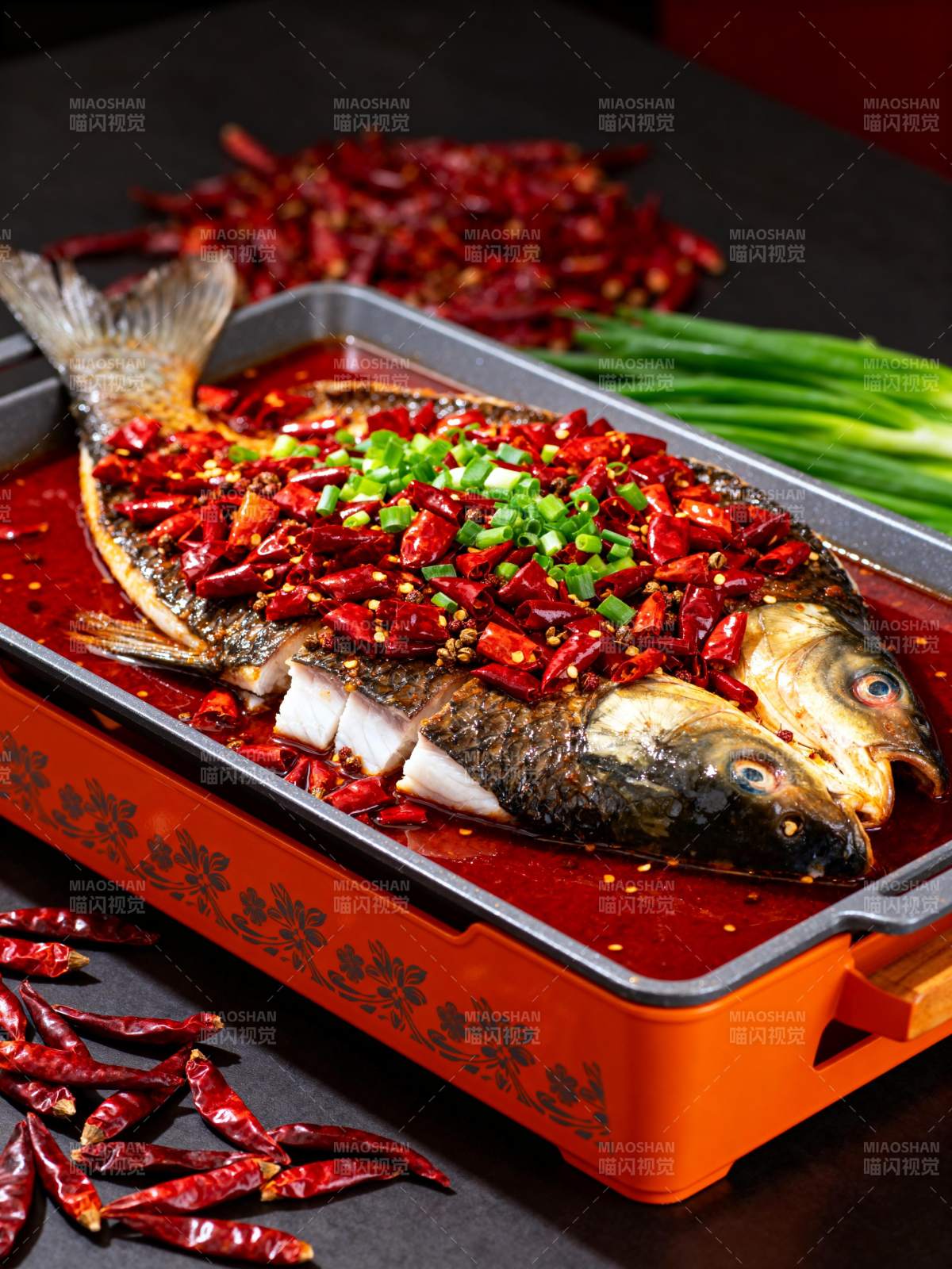 麻辣烤鱼 香辣诱人图片