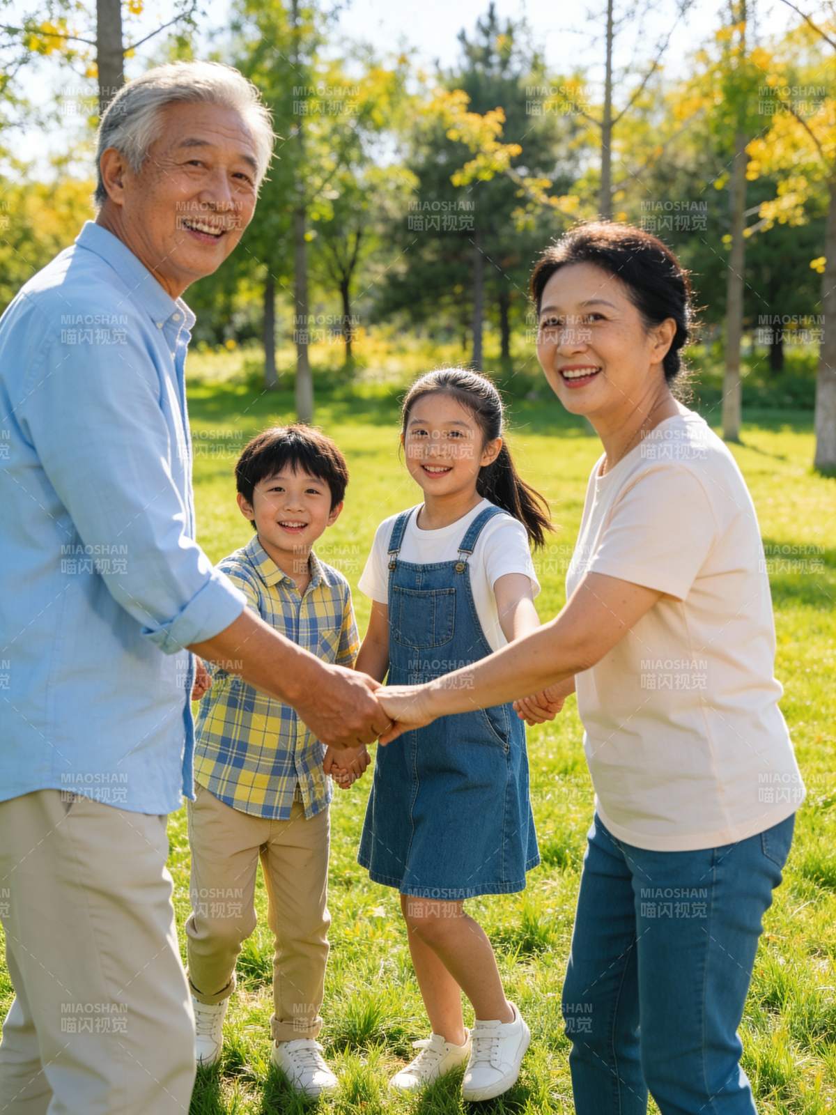三代同堂乐融融图片