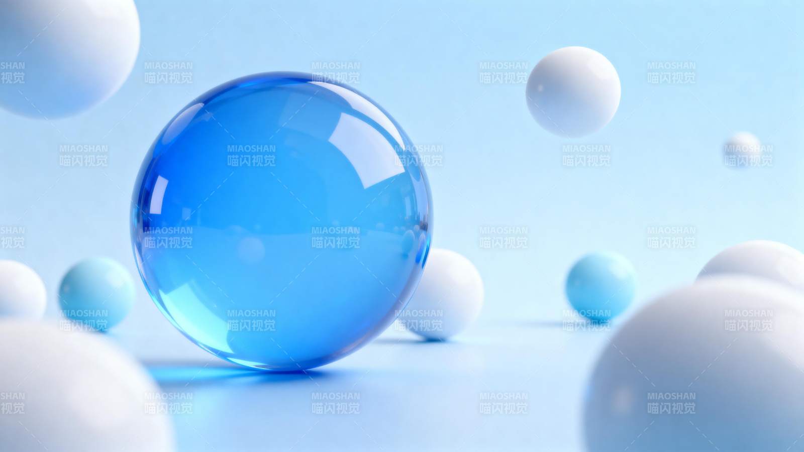 蓝色透明球体漂浮图片