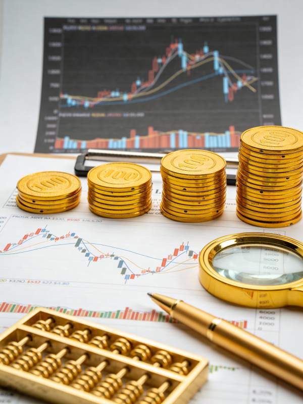 金融分析与投资图片