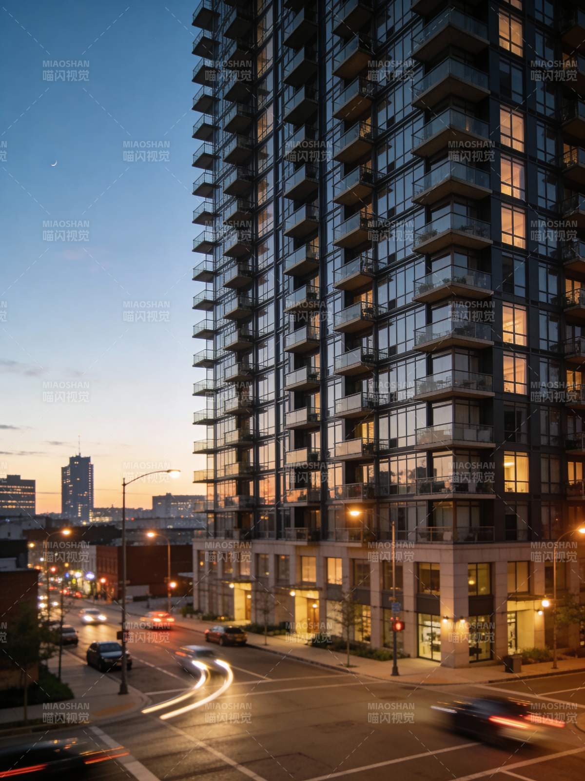 都市黄昏高楼景图片