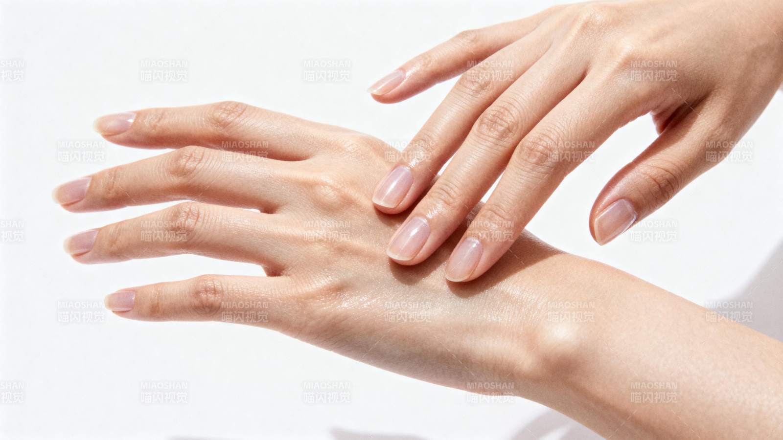 柔美手部护理图片